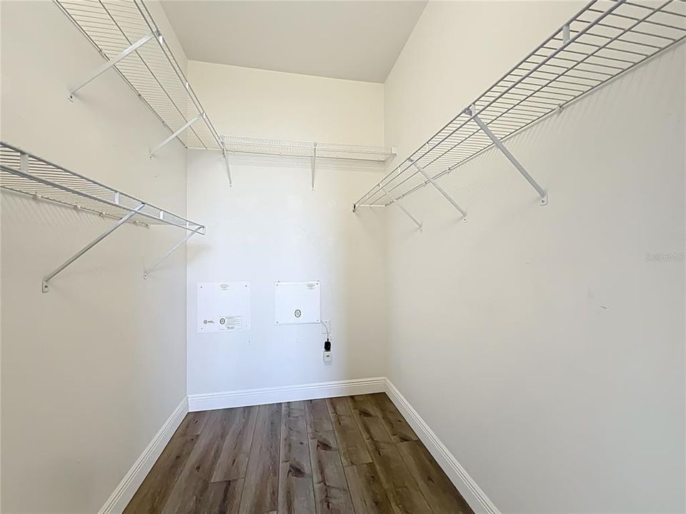 На продажу: $389,900 (3 спален, 2 ванн, 1537 Квадратных фут)