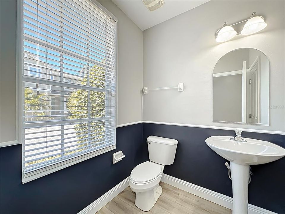 На продажу: $389,900 (3 спален, 2 ванн, 1537 Квадратных фут)