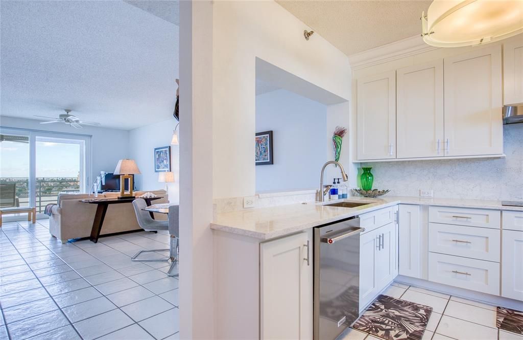 Active With Contract: $510,000 (2 beds, 2 baths, 1145 Square Feet)