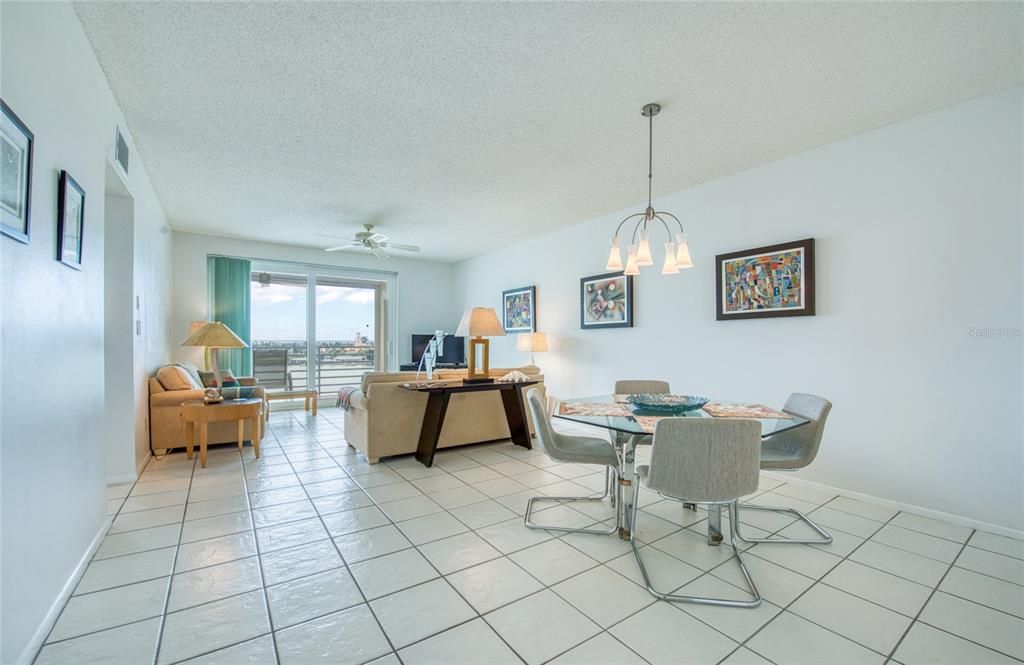 Active With Contract: $510,000 (2 beds, 2 baths, 1145 Square Feet)