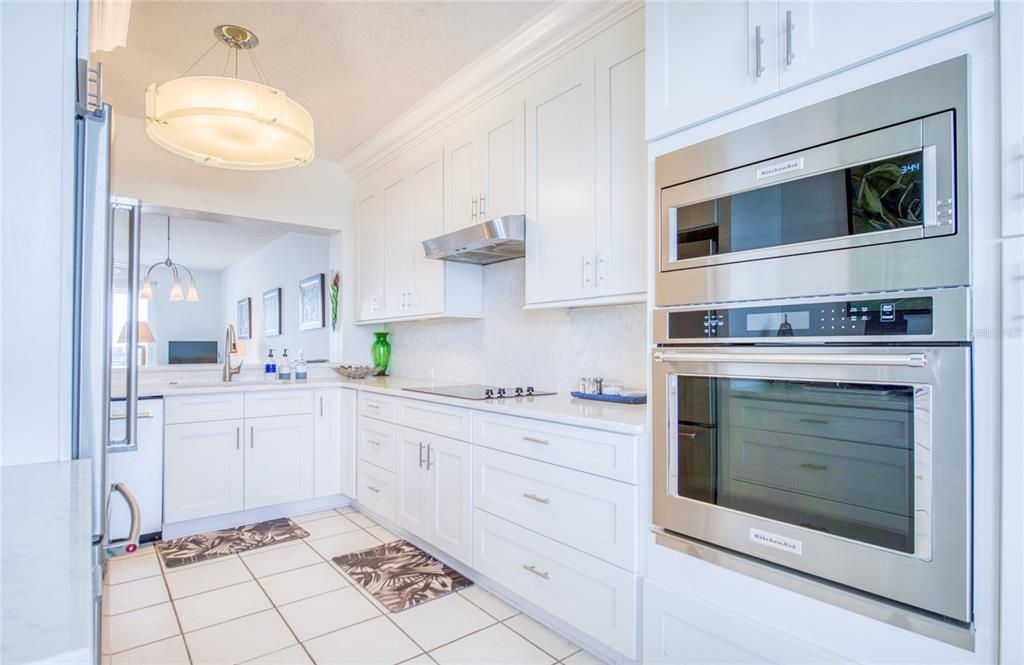 Active With Contract: $510,000 (2 beds, 2 baths, 1145 Square Feet)