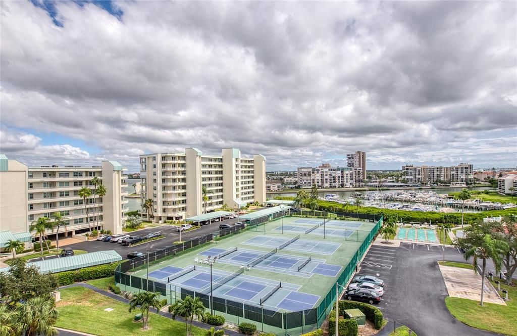 Active With Contract: $510,000 (2 beds, 2 baths, 1145 Square Feet)