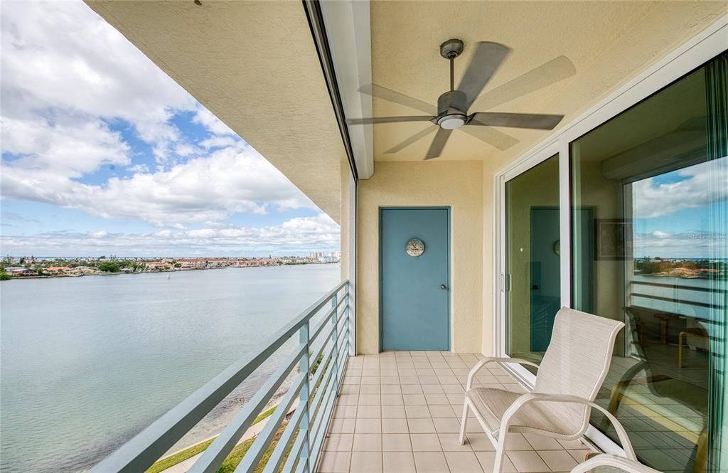 Active With Contract: $510,000 (2 beds, 2 baths, 1145 Square Feet)