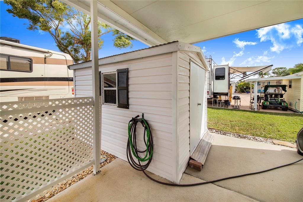 For Sale: $119,000 (1 beds, 1 baths, 480 Square Feet)