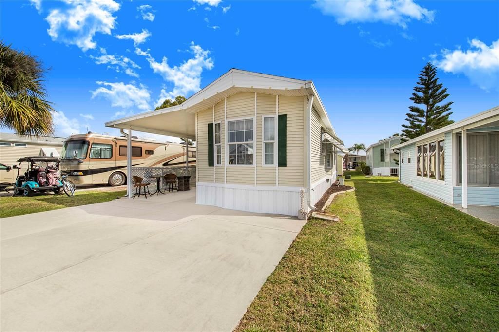 For Sale: $119,000 (1 beds, 1 baths, 480 Square Feet)