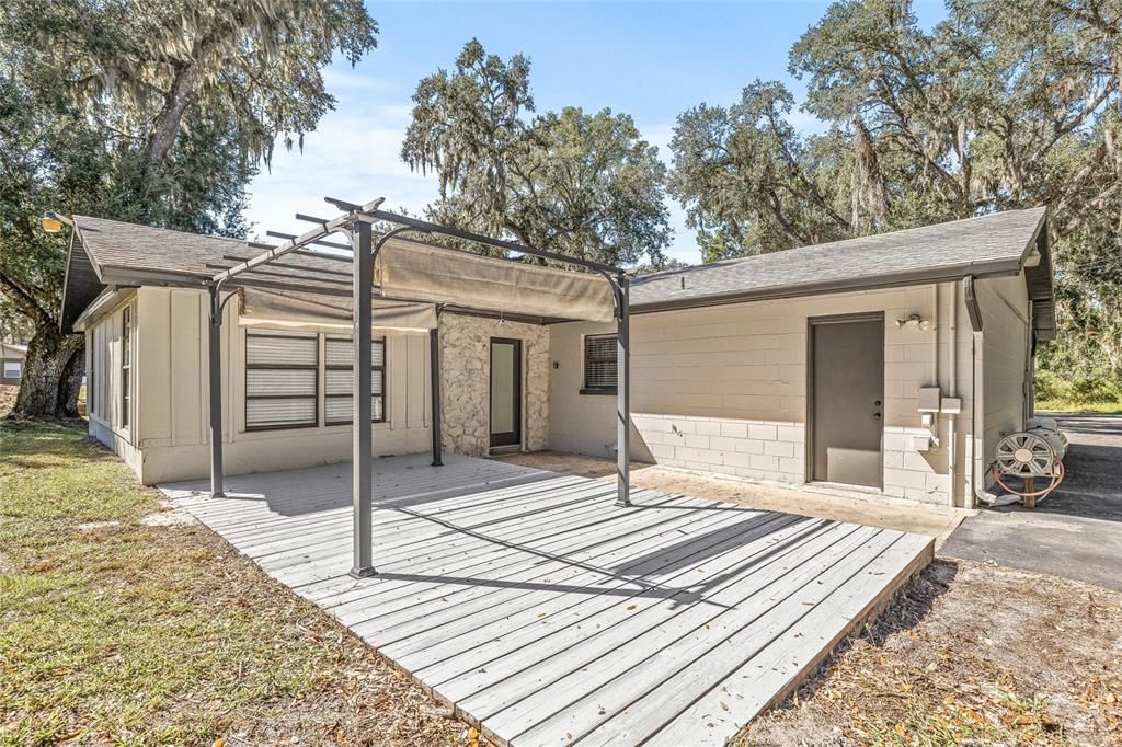 For Sale: $279,900 (3 beds, 2 baths, 1628 Square Feet)