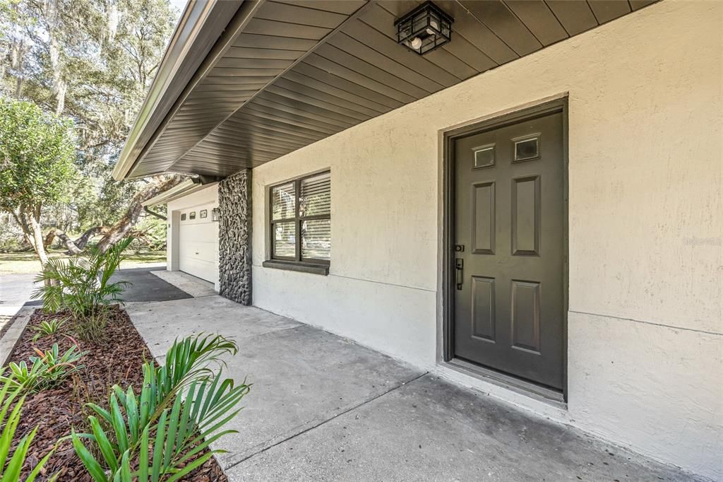 For Sale: $279,900 (3 beds, 2 baths, 1628 Square Feet)