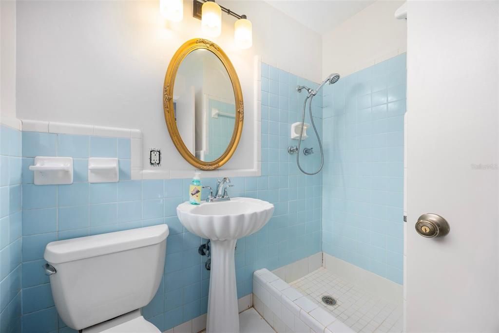 待售: $249,999 (3 贝兹, 2 浴室, 1539 平方英尺)