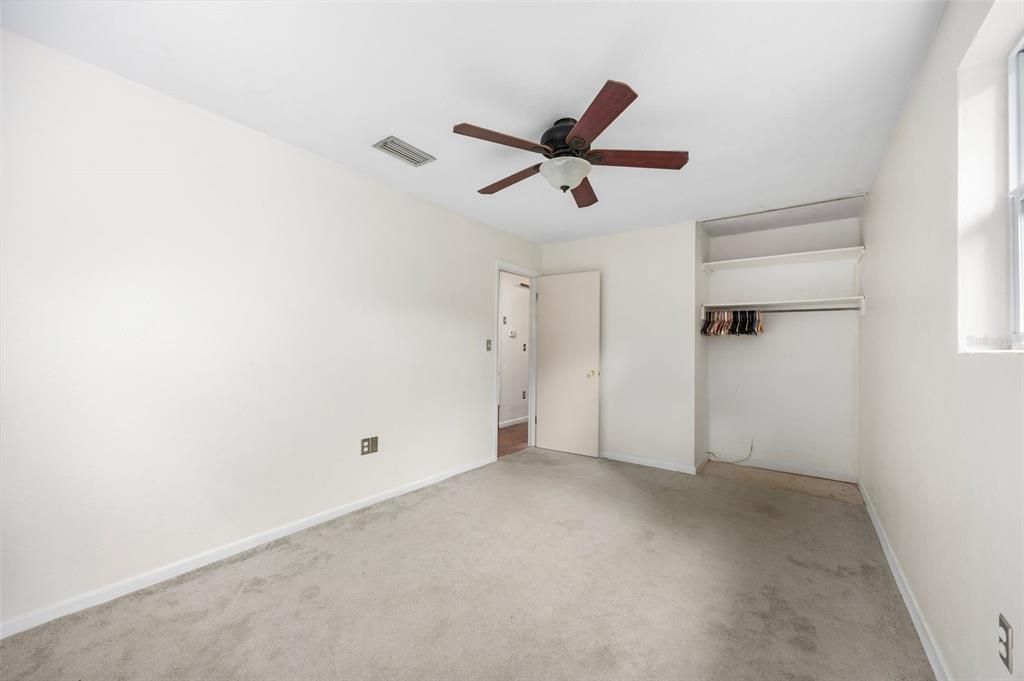 待售: $249,999 (3 贝兹, 2 浴室, 1539 平方英尺)