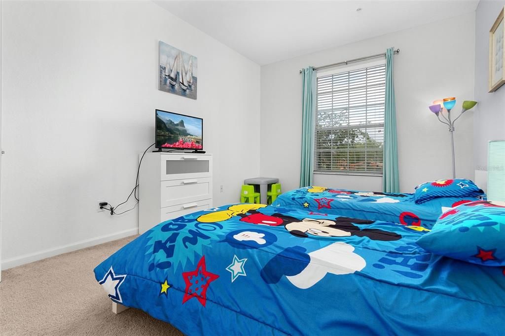 For Sale: $274,500 (2 beds, 2 baths, 1081 Square Feet)