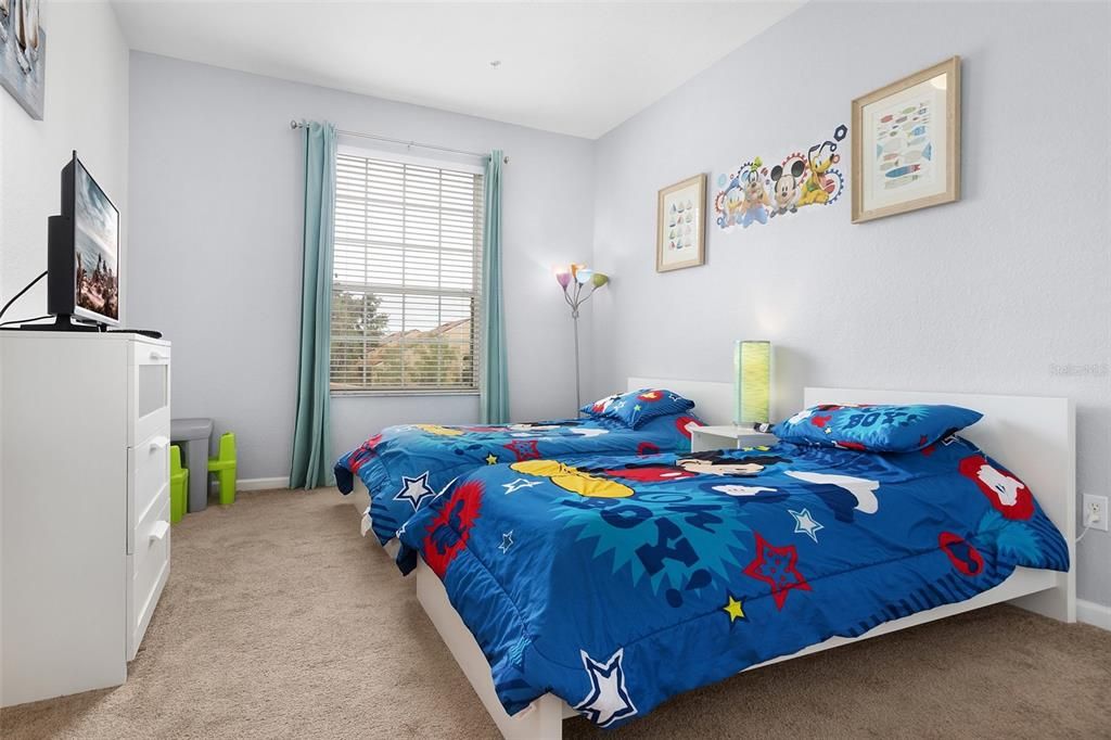 For Sale: $274,500 (2 beds, 2 baths, 1081 Square Feet)