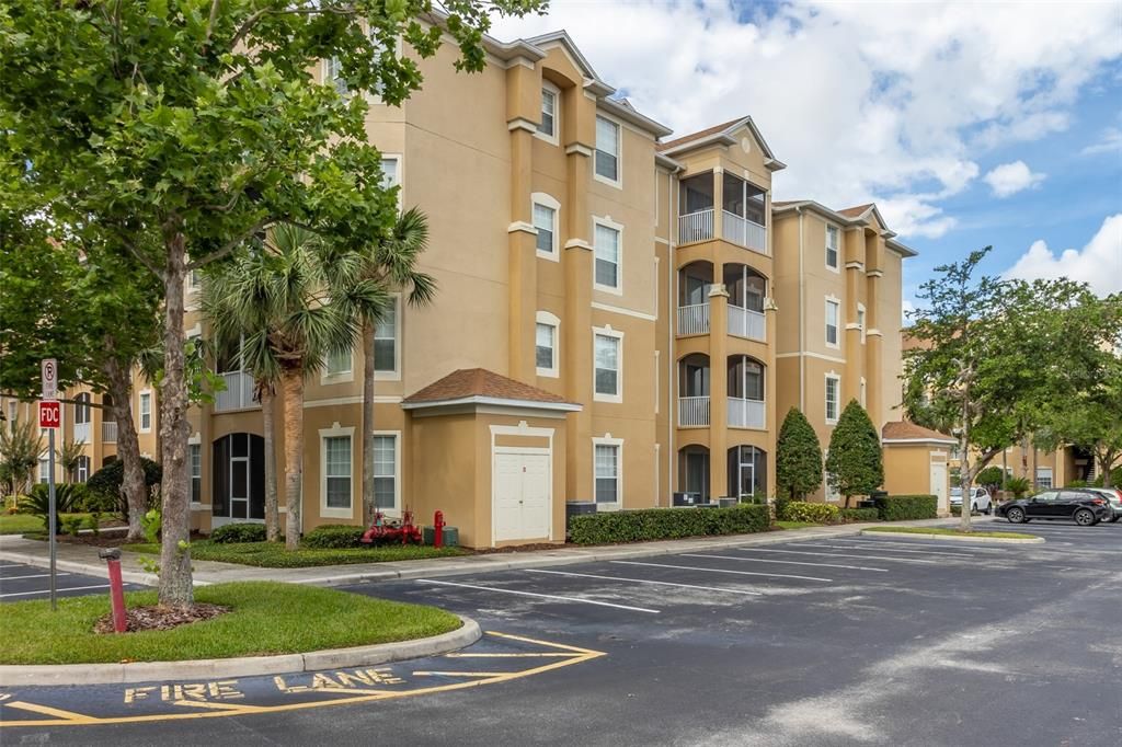 For Sale: $274,500 (2 beds, 2 baths, 1081 Square Feet)