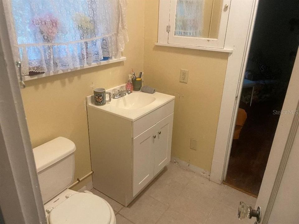 En Venta: $695,000 (3 camas, 3 baños, 3454 Pies cuadrados)