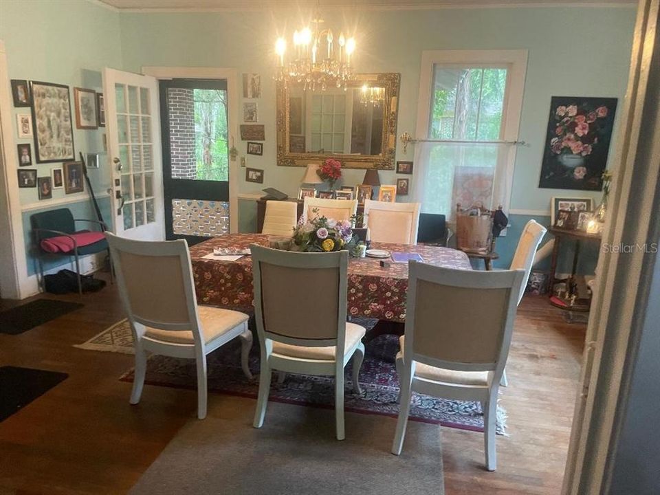 En Venta: $695,000 (3 camas, 3 baños, 3454 Pies cuadrados)