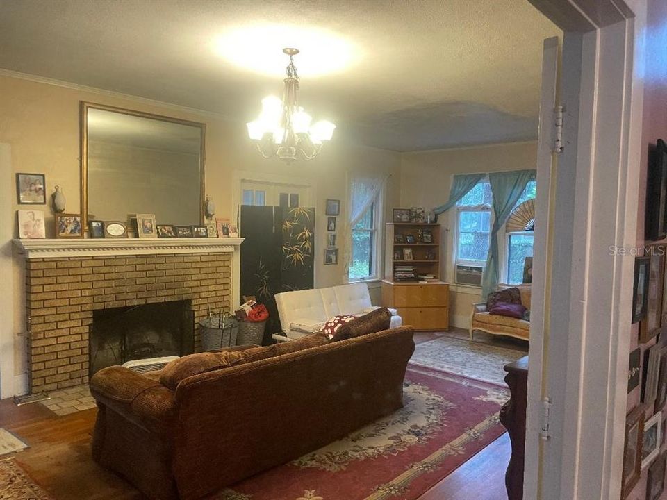 En Venta: $695,000 (3 camas, 3 baños, 3454 Pies cuadrados)