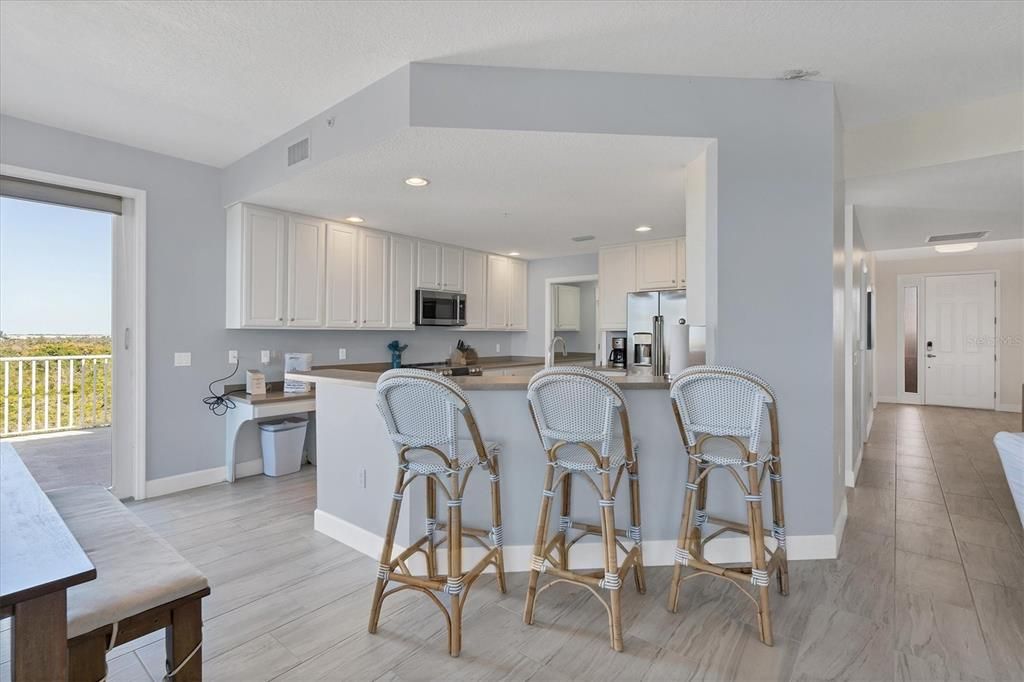 待售: $995,000 (3 贝兹, 3 浴室, 2138 平方英尺)