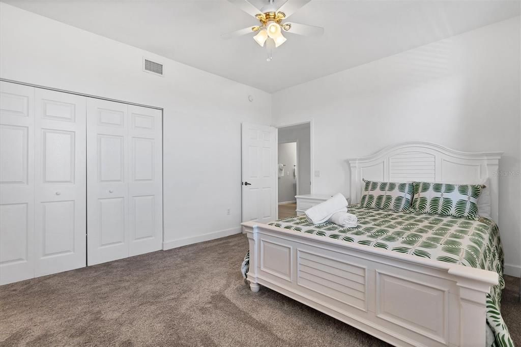 待售: $995,000 (3 贝兹, 3 浴室, 2138 平方英尺)