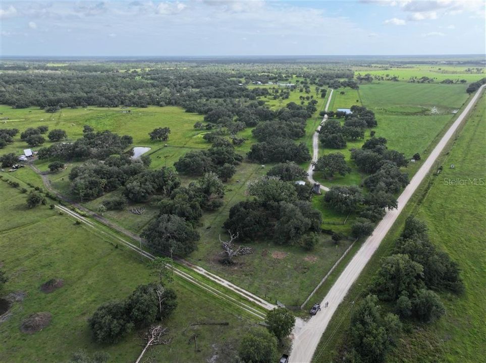 En Venta: $325,000 (5.25 acres)