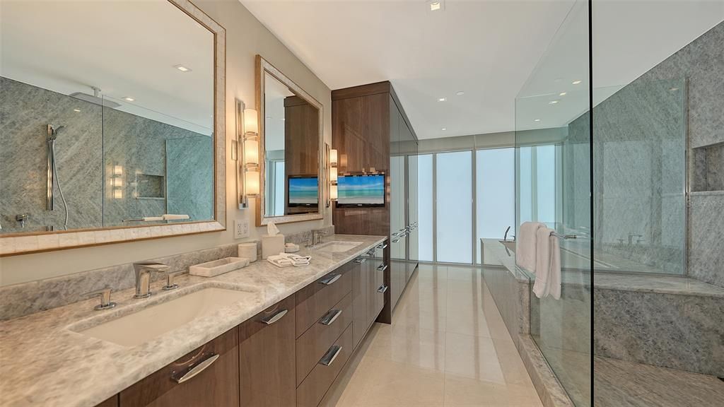 待售: $6,449,000 (4 贝兹, 3 浴室, 4101 平方英尺)