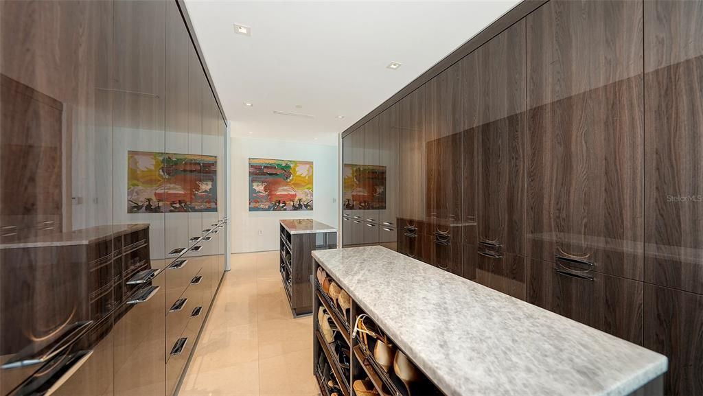 待售: $6,449,000 (4 贝兹, 3 浴室, 4101 平方英尺)