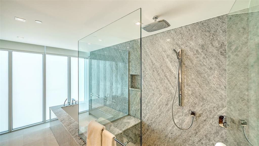 待售: $6,449,000 (4 贝兹, 3 浴室, 4101 平方英尺)