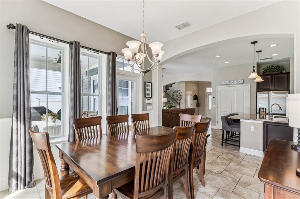 待售: $850,000 (4 贝兹, 3 浴室, 2548 平方英尺)