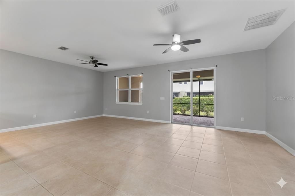 For Sale: $499,999 (3 beds, 2 baths, 2102 Square Feet)