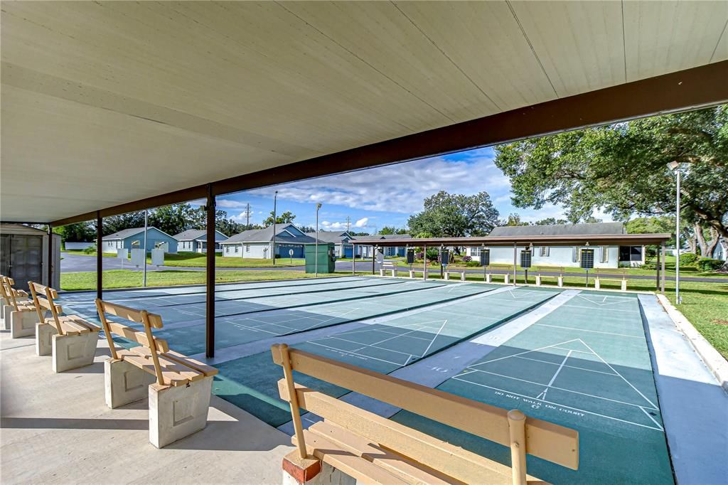 На продажу: $189,900 (2 спален, 2 ванн, 1190 Квадратных фут)