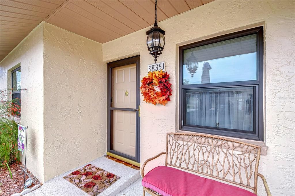 На продажу: $189,900 (2 спален, 2 ванн, 1190 Квадратных фут)