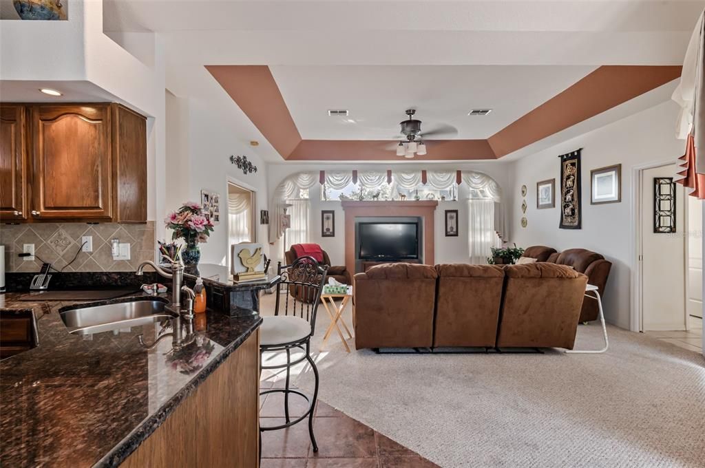 待售: $549,900 (4 贝兹, 3 浴室, 2828 平方英尺)