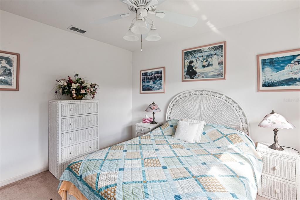 待售: $549,900 (4 贝兹, 3 浴室, 2828 平方英尺)