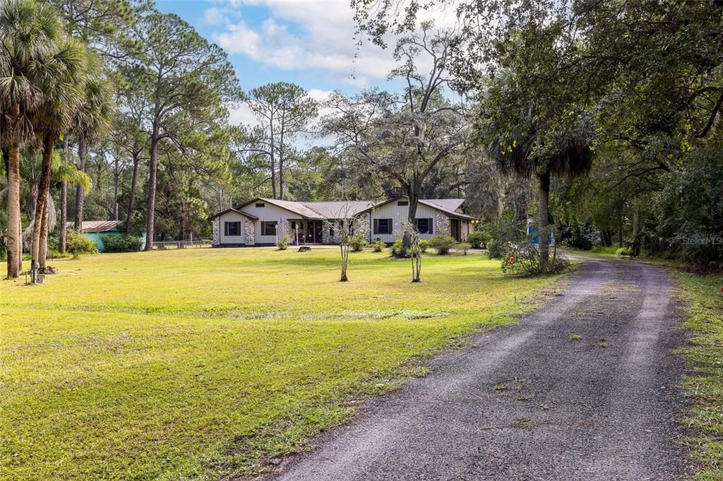 En Venta: $950,000 (3 camas, 2 baños, 2634 Pies cuadrados)