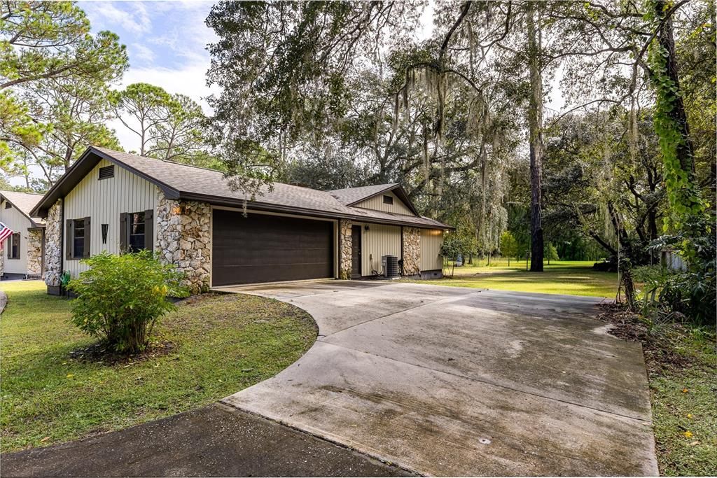 En Venta: $950,000 (3 camas, 2 baños, 2634 Pies cuadrados)