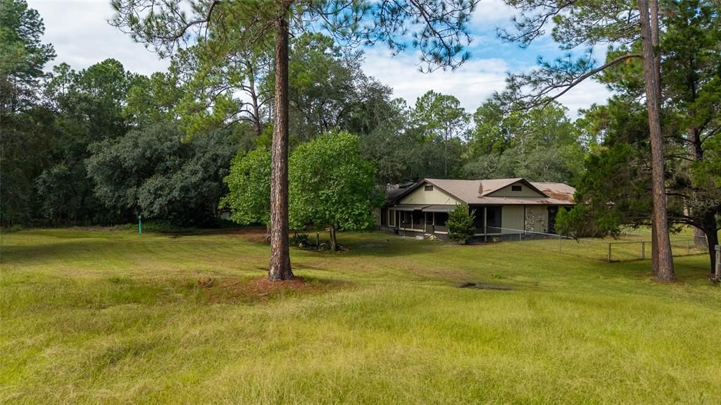 En Venta: $950,000 (3 camas, 2 baños, 2634 Pies cuadrados)