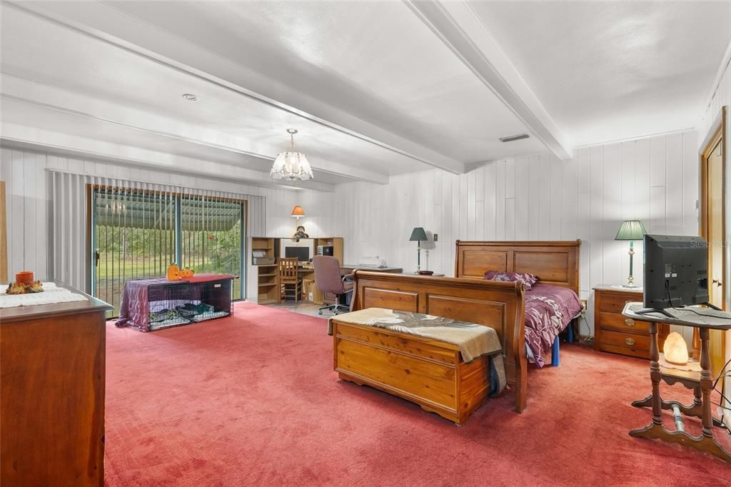 En Venta: $950,000 (3 camas, 2 baños, 2634 Pies cuadrados)