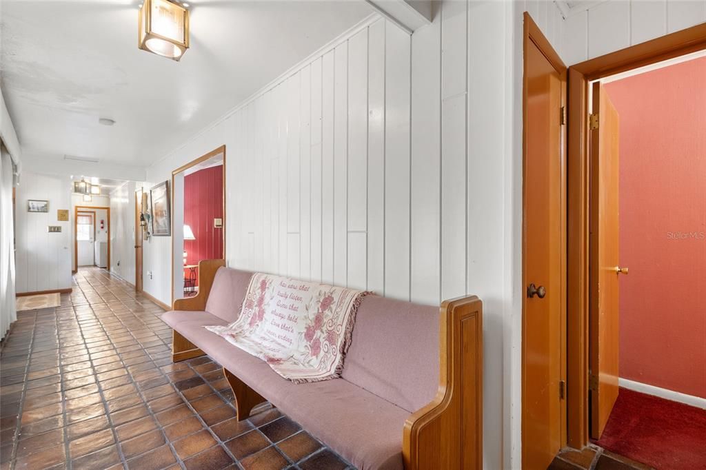 En Venta: $950,000 (3 camas, 2 baños, 2634 Pies cuadrados)