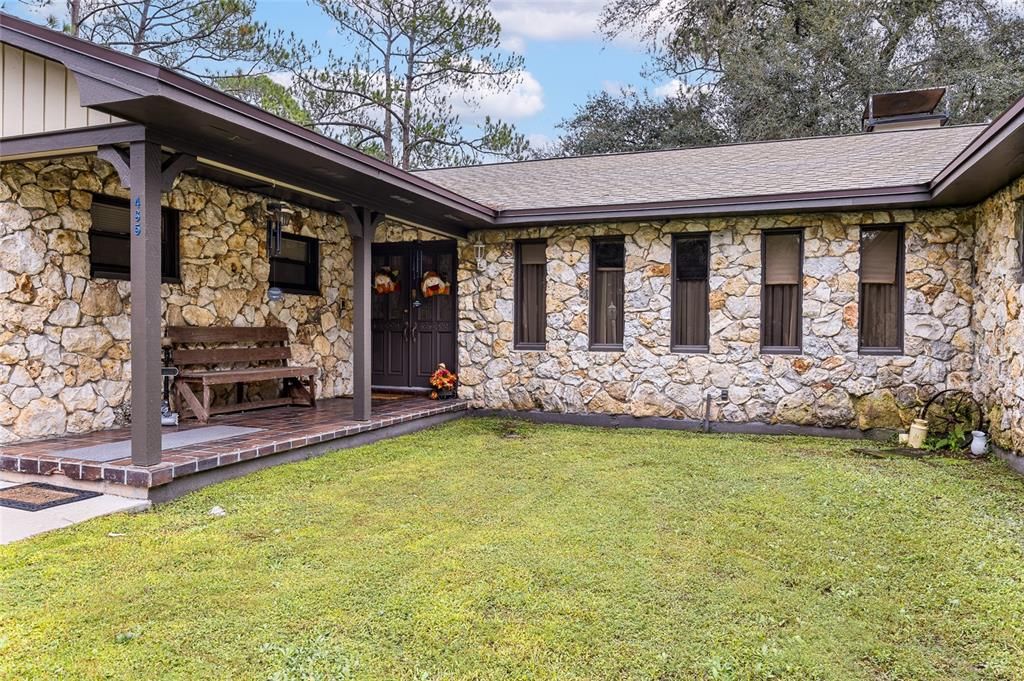 En Venta: $950,000 (3 camas, 2 baños, 2634 Pies cuadrados)