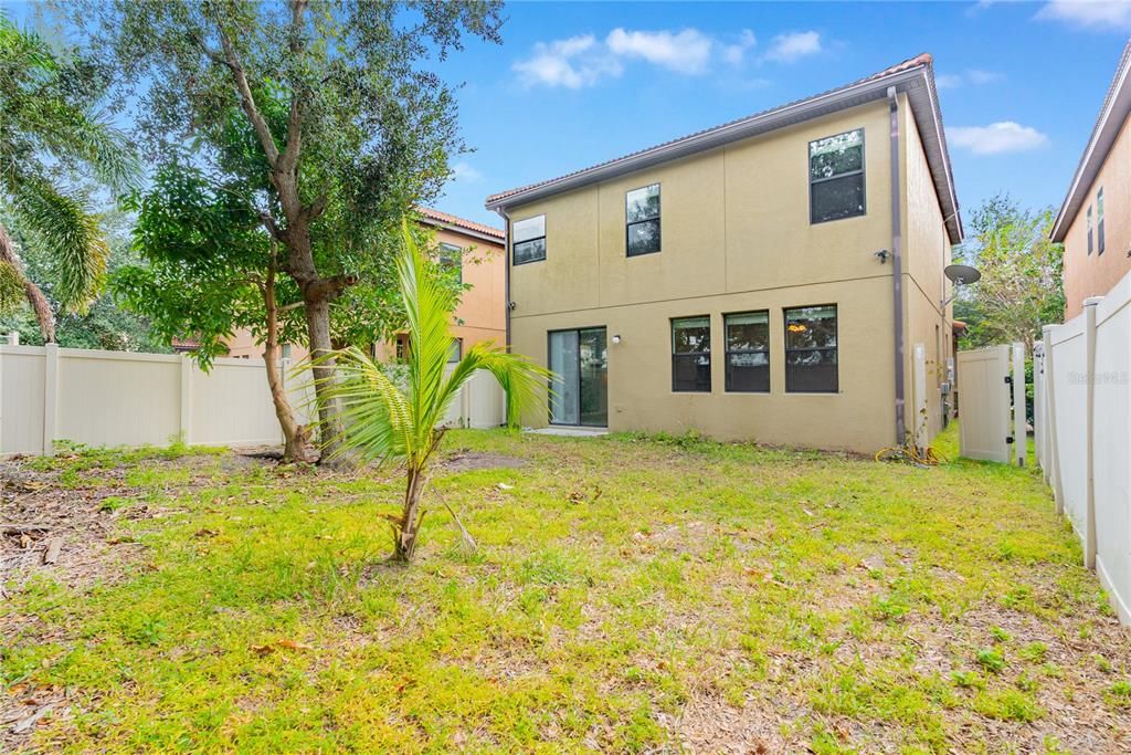 En Venta: $469,900 (4 camas, 2 baños, 2109 Pies cuadrados)