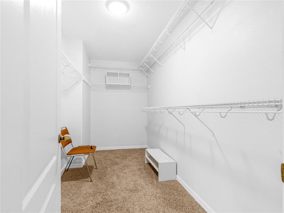 En Venta: $469,900 (4 camas, 2 baños, 2109 Pies cuadrados)