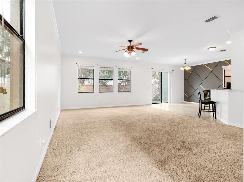 En Venta: $469,900 (4 camas, 2 baños, 2109 Pies cuadrados)