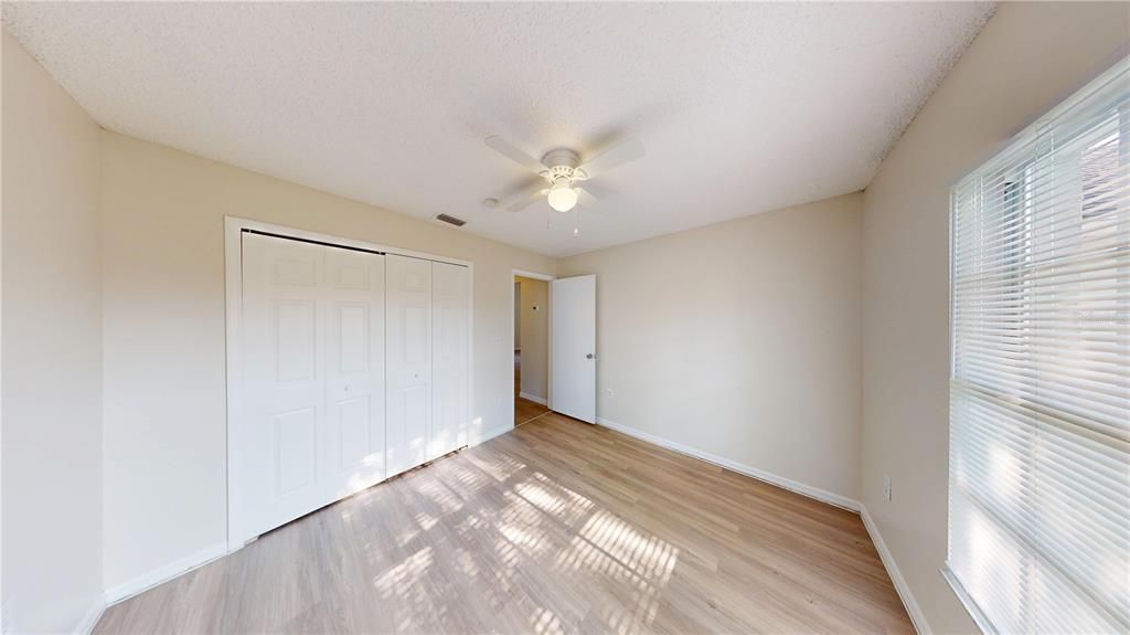 合同活跃: $2,185 (3 贝兹, 2 浴室, 1261 平方英尺)