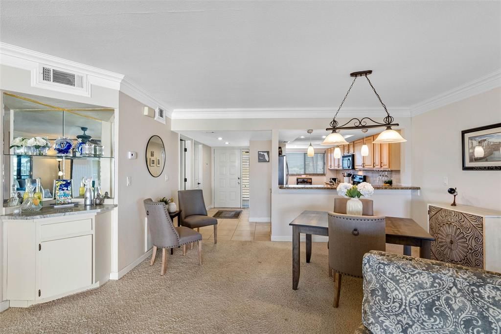 For Rent: $2,950 (2 beds, 2 baths, 1135 Square Feet)