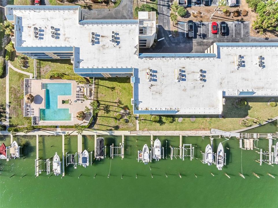 For Rent: $2,950 (2 beds, 2 baths, 1135 Square Feet)