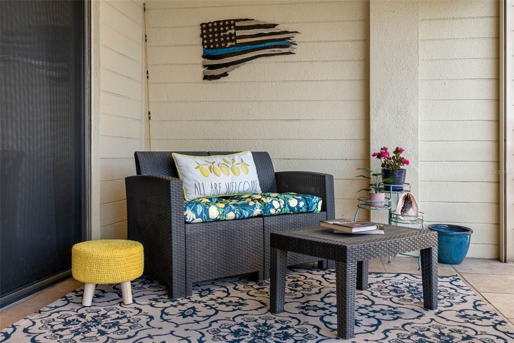 For Rent: $2,950 (2 beds, 2 baths, 1135 Square Feet)