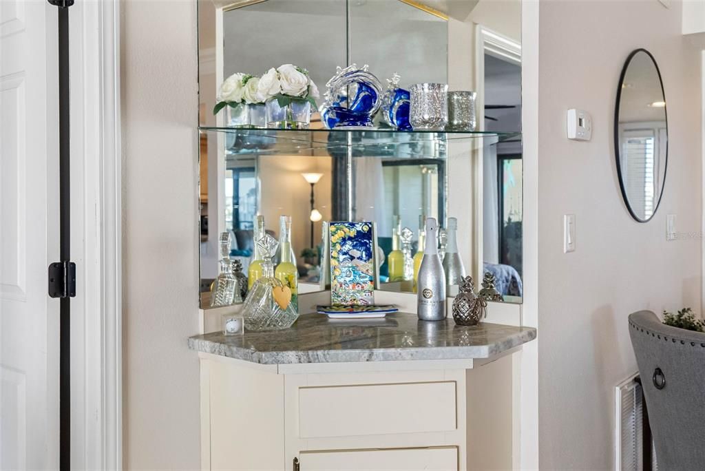 For Rent: $2,950 (2 beds, 2 baths, 1135 Square Feet)