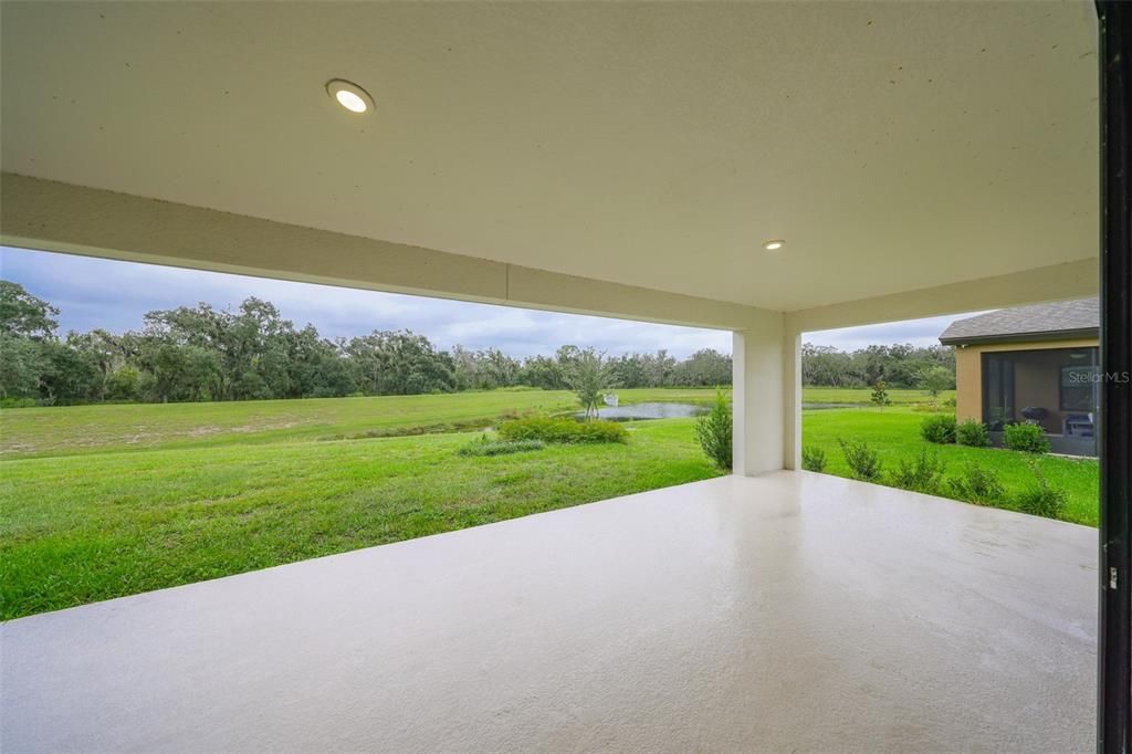 En Venta: $585,000 (4 camas, 3 baños, 2607 Pies cuadrados)