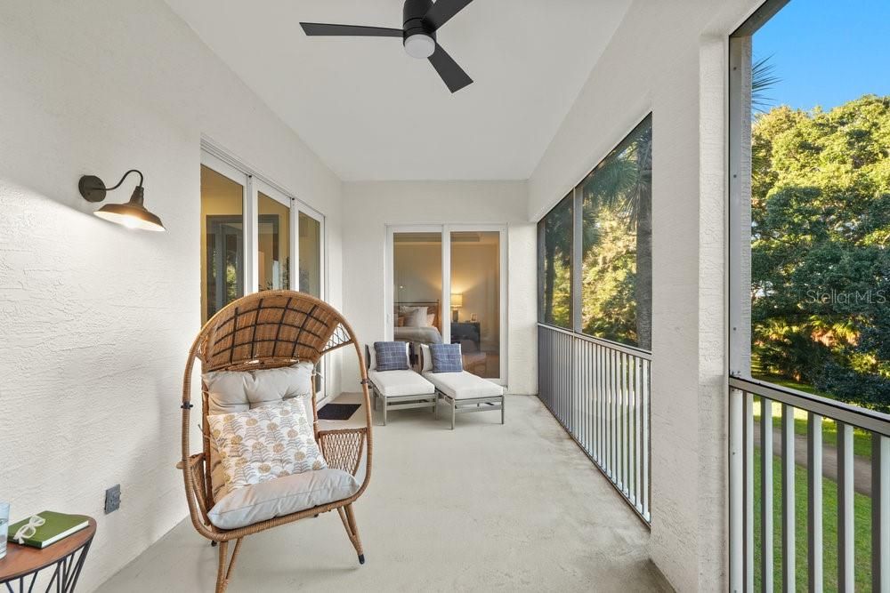 Под контрактом: $649,000 (3 спален, 2 ванн, 1779 Квадратных фут)