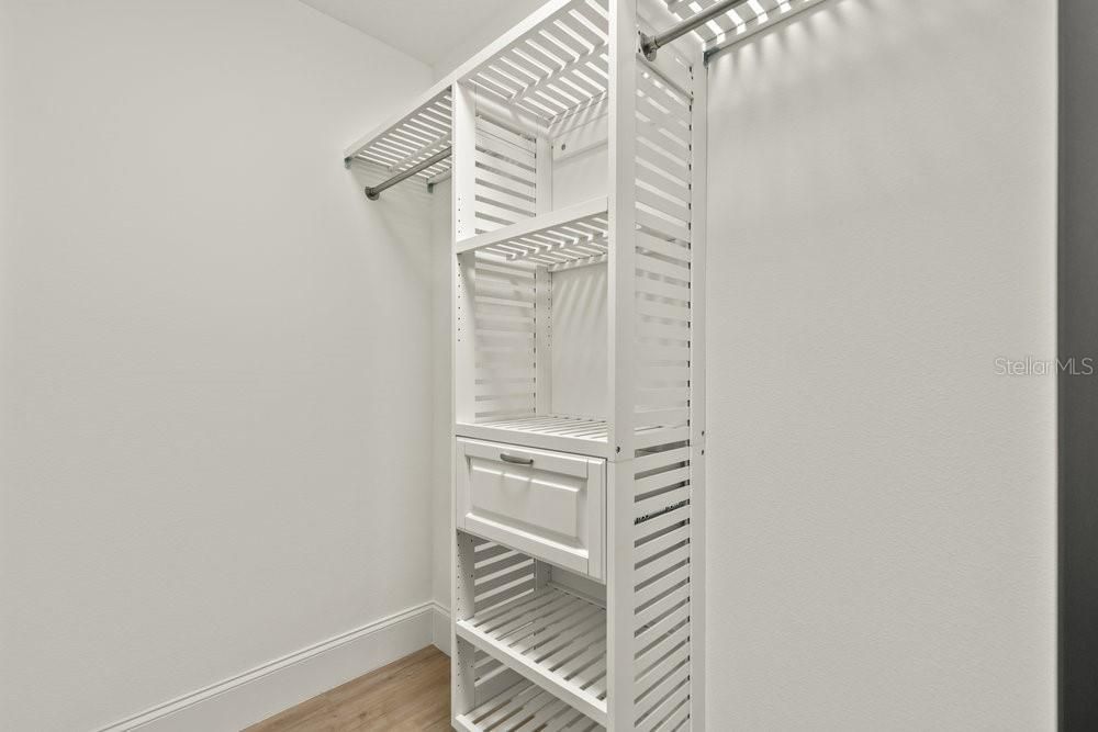 Под контрактом: $649,000 (3 спален, 2 ванн, 1779 Квадратных фут)