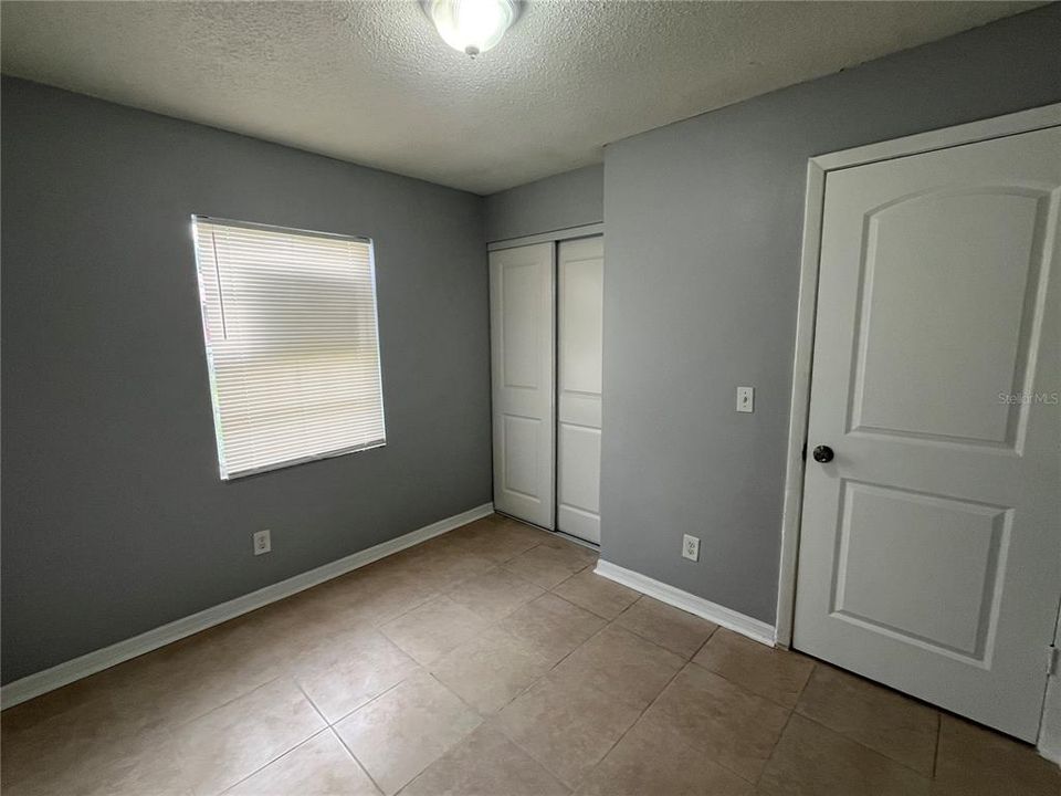 For Rent: $1,265 (3 beds, 1 baths, 782 Square Feet)