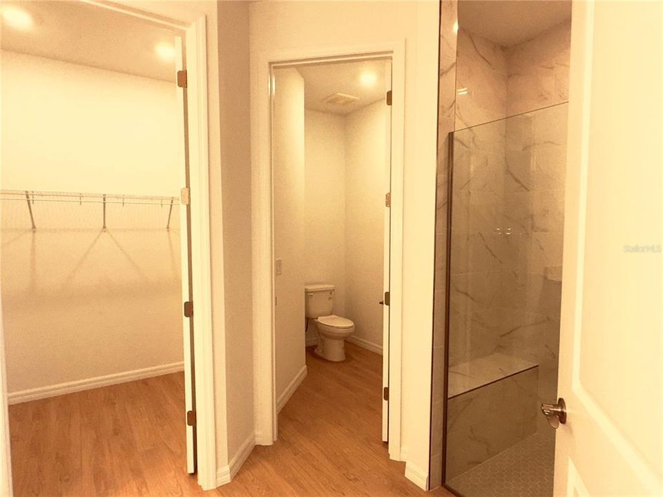 合同活跃: $3,000 (3 贝兹, 2 浴室, 1671 平方英尺)